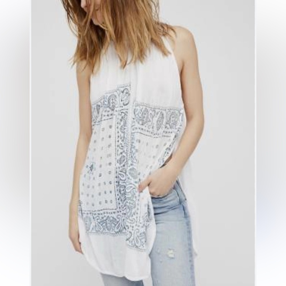 Free people swing tank white bleu paisley print open sides see through Sz s